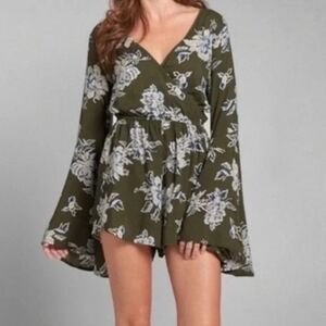 Abercrombie & Fitch Olive Floral Romper